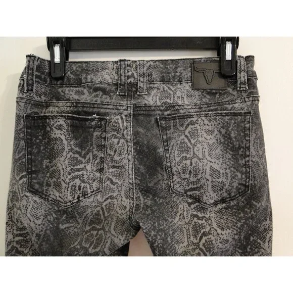 Lucky & Blessed Womens Jean Ankle Skinny Fringe Hem Gray & Black Size 4 - Picture 4 of 11